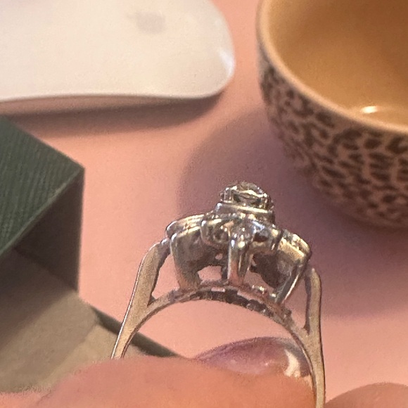 Beautiful vintage cluster cocktail ring 14 karat white gold, 1/2 k total diamond - Picture 10 of 14